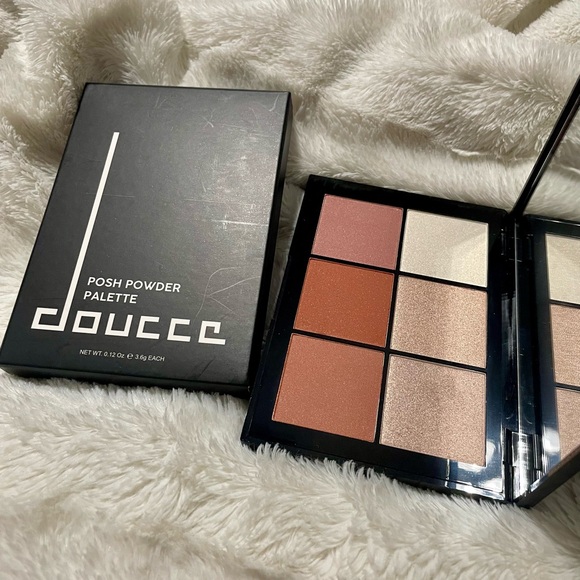 New Doucce makeup - Picture 2 of 3